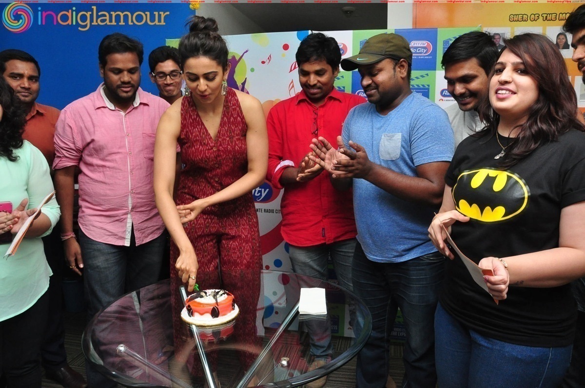 Rakul Preet Singh At Radio City Event hd photo