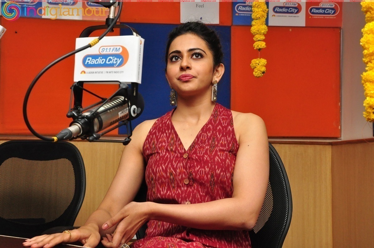 Rakul Preet Singh At Radio City Event hd photo
