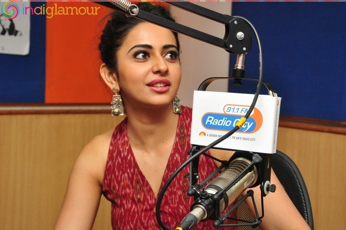 Rakul Preet Singh At Radio City Event hd photo