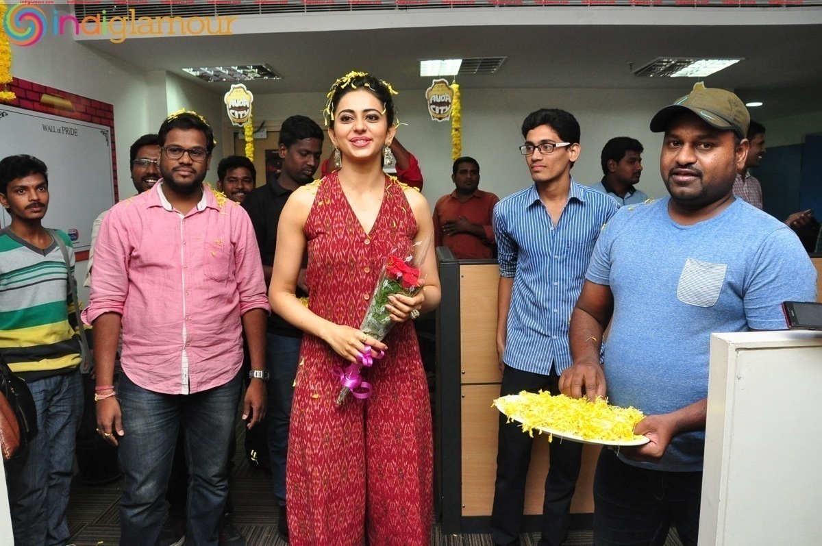 Rakul Preet Singh At Radio City Event hd photo