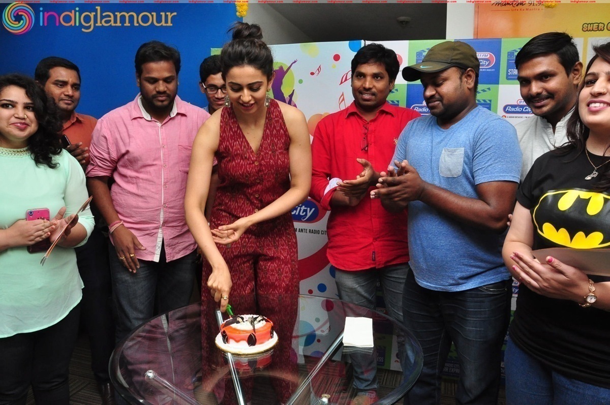 Rakul Preet Singh At Radio City Event hd photo