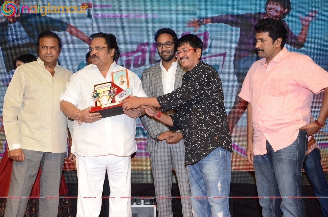 Eedo Rakam Aado Rakam Movie Success Meet Event hd photo