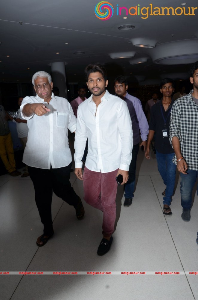 Sarrainodu Movie Succesmeet Photo Gallery Event hd photo