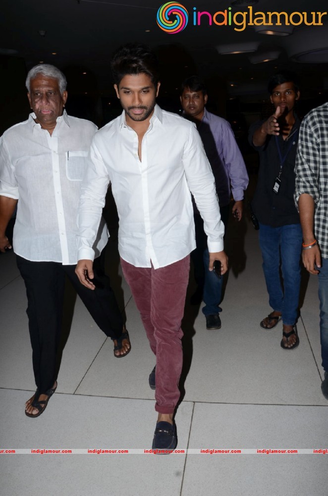 Sarrainodu Movie Succesmeet Photo Gallery Event hd photo