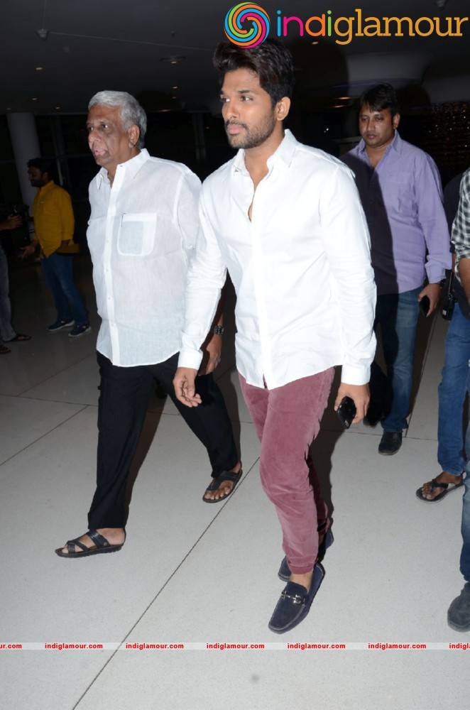 Sarrainodu Movie Succesmeet Photo Gallery Event hd photo