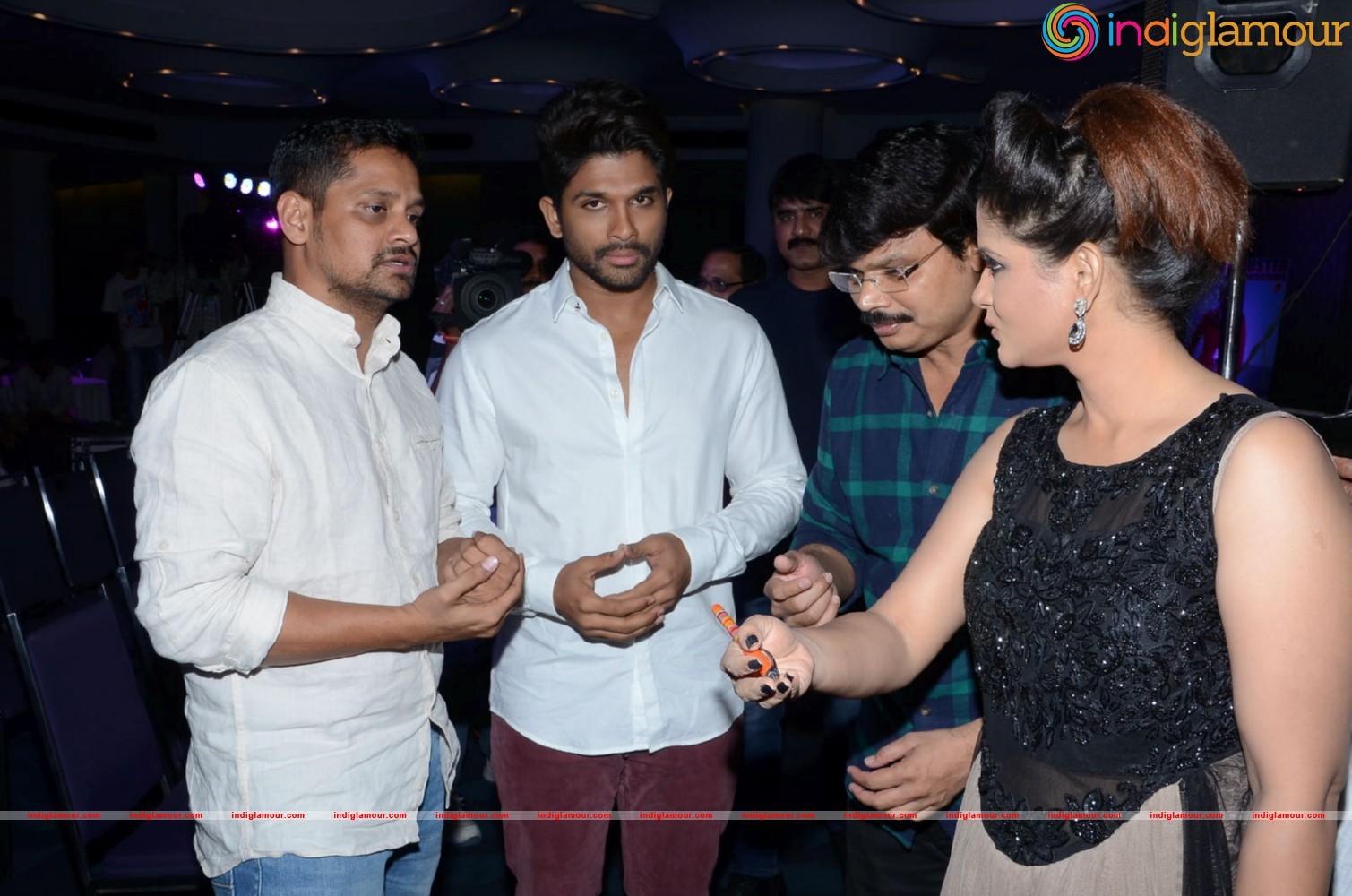 Sarrainodu Movie Succesmeet Photo Gallery Event hd photo