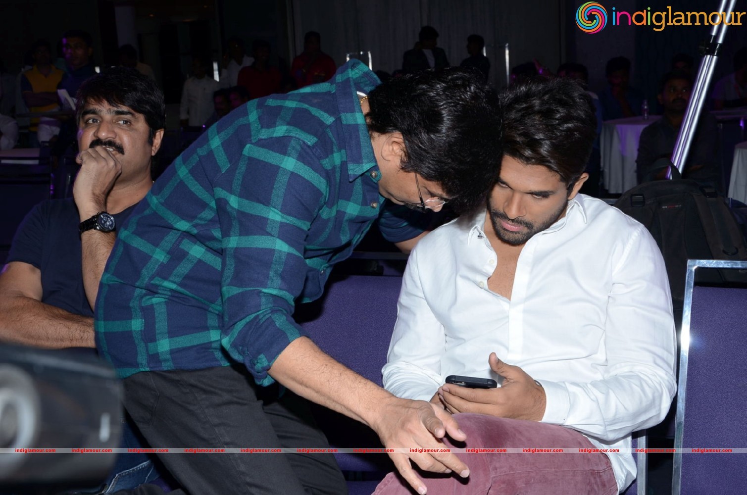 Sarrainodu Movie Succesmeet Photo Gallery Event hd photo