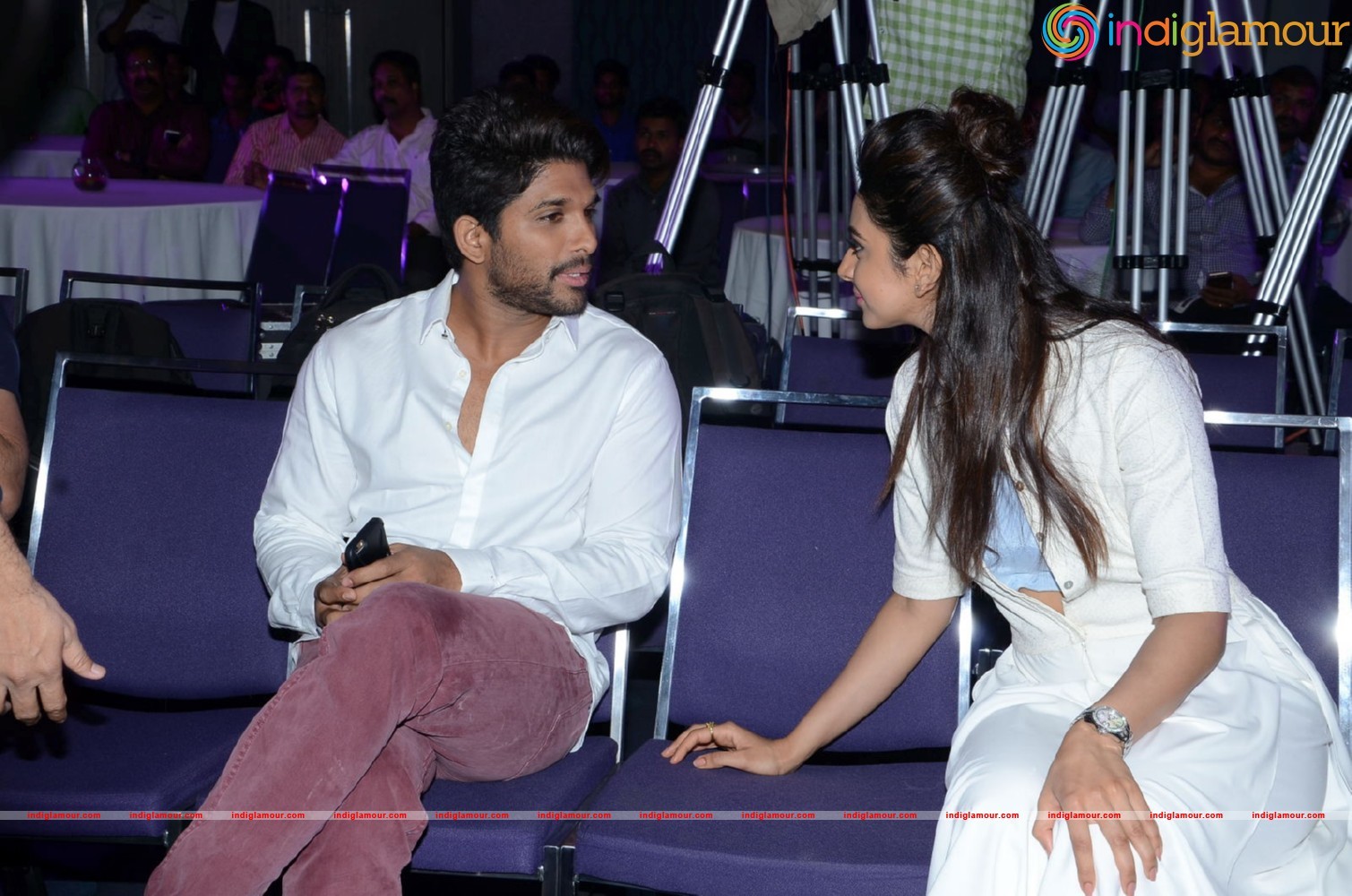 Sarrainodu Movie Succesmeet Photo Gallery Event hd photo