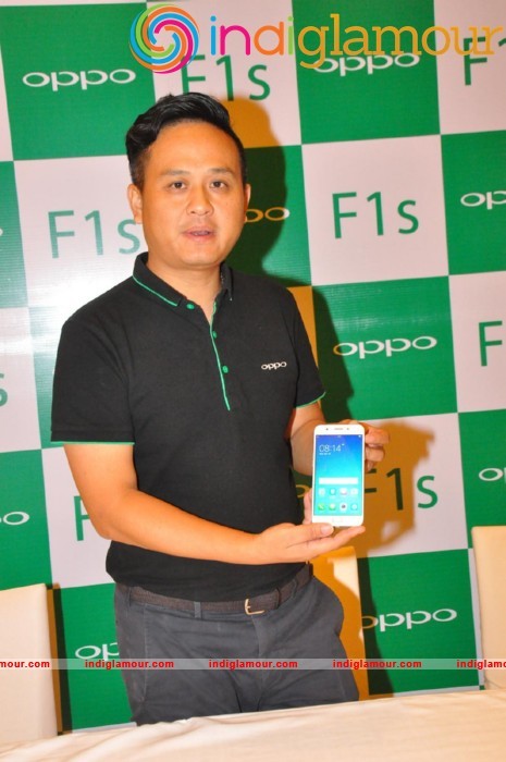 Regina Launches Oppo F1s Phone Event hd photo