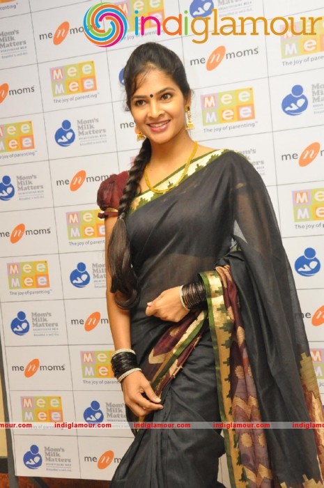 Swapna Madhuri In Mee Mee Celebrations Event hd photo