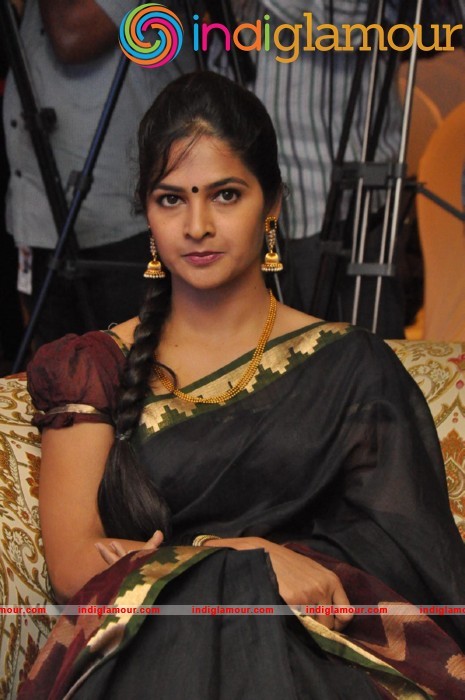 Swapna Madhuri In Mee Mee Celebrations Event hd photo