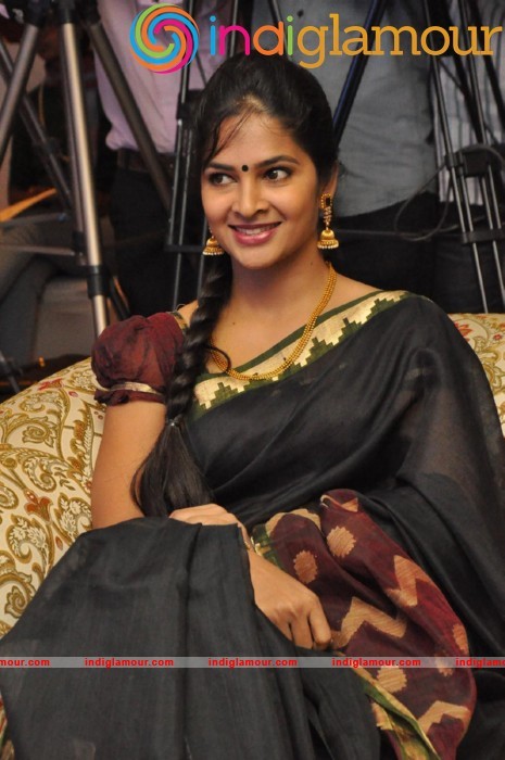 Swapna Madhuri In Mee Mee Celebrations Event hd photo