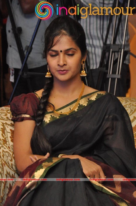 Swapna Madhuri In Mee Mee Celebrations Event hd photo
