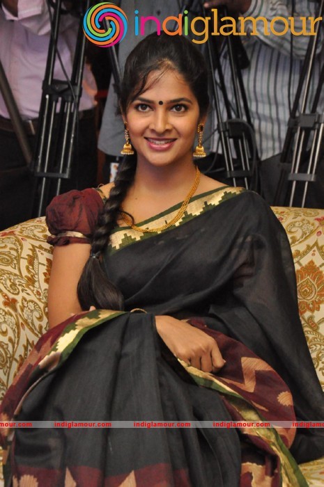 Swapna Madhuri In Mee Mee Celebrations Event hd photo