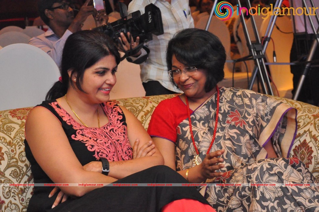 Swapna Madhuri In Mee Mee Celebrations Event hd photo