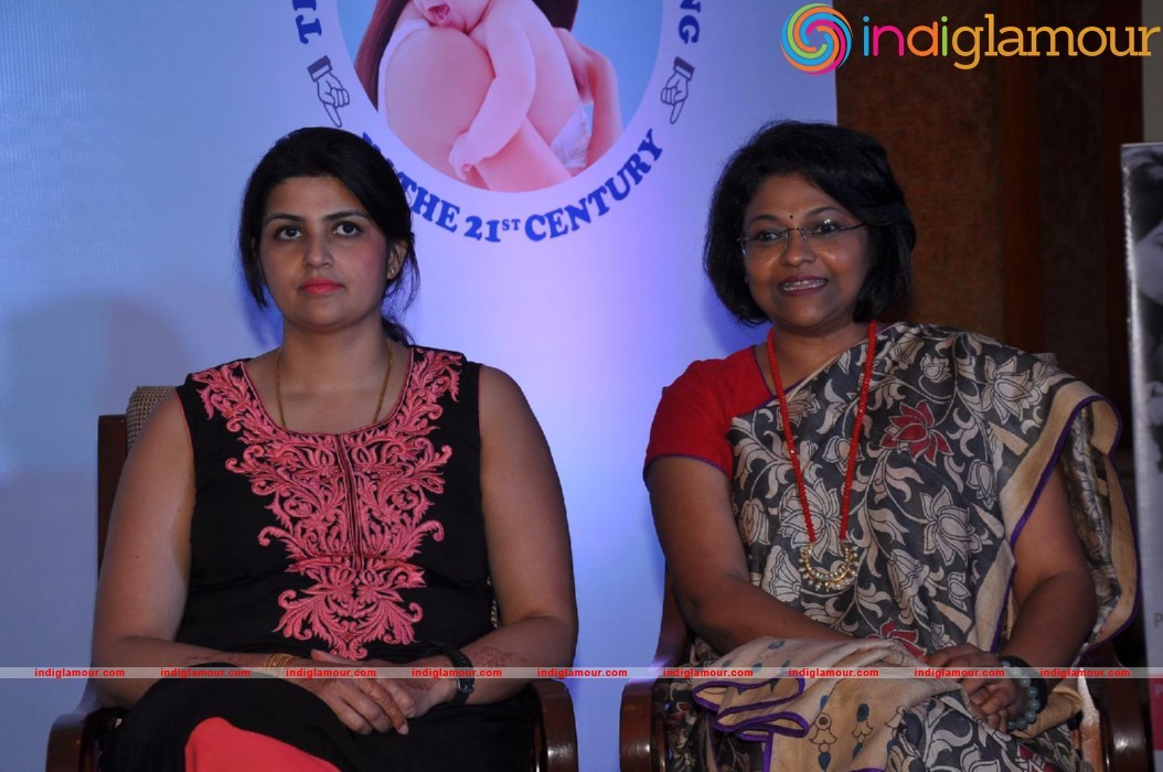 Swapna Madhuri In Mee Mee Celebrations Event hd photo