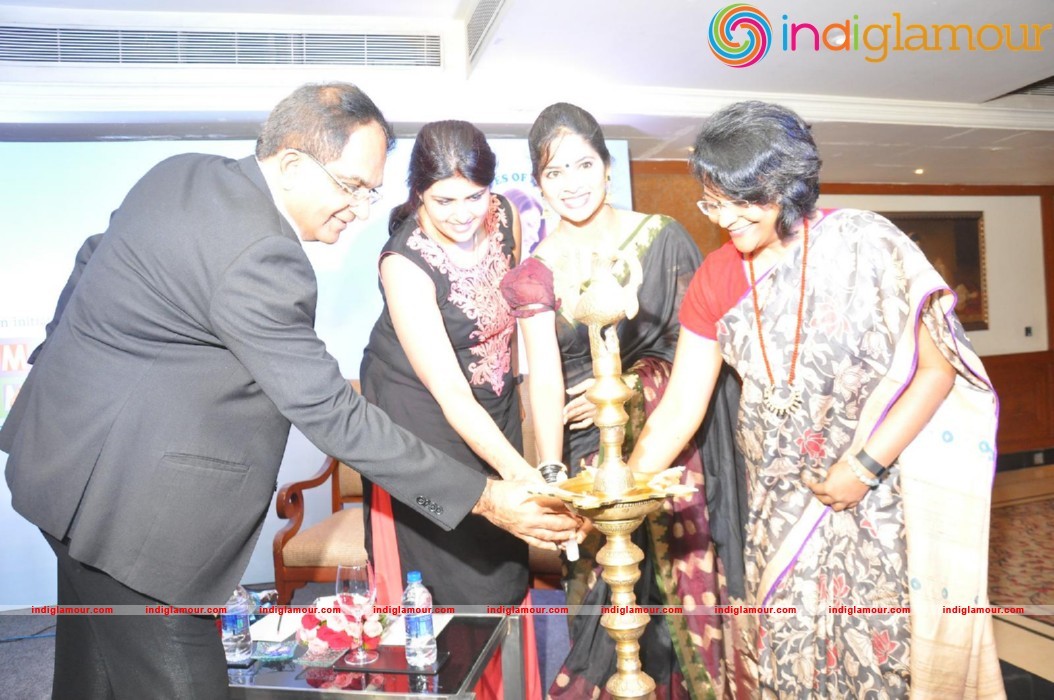 Swapna Madhuri In Mee Mee Celebrations Event hd photo