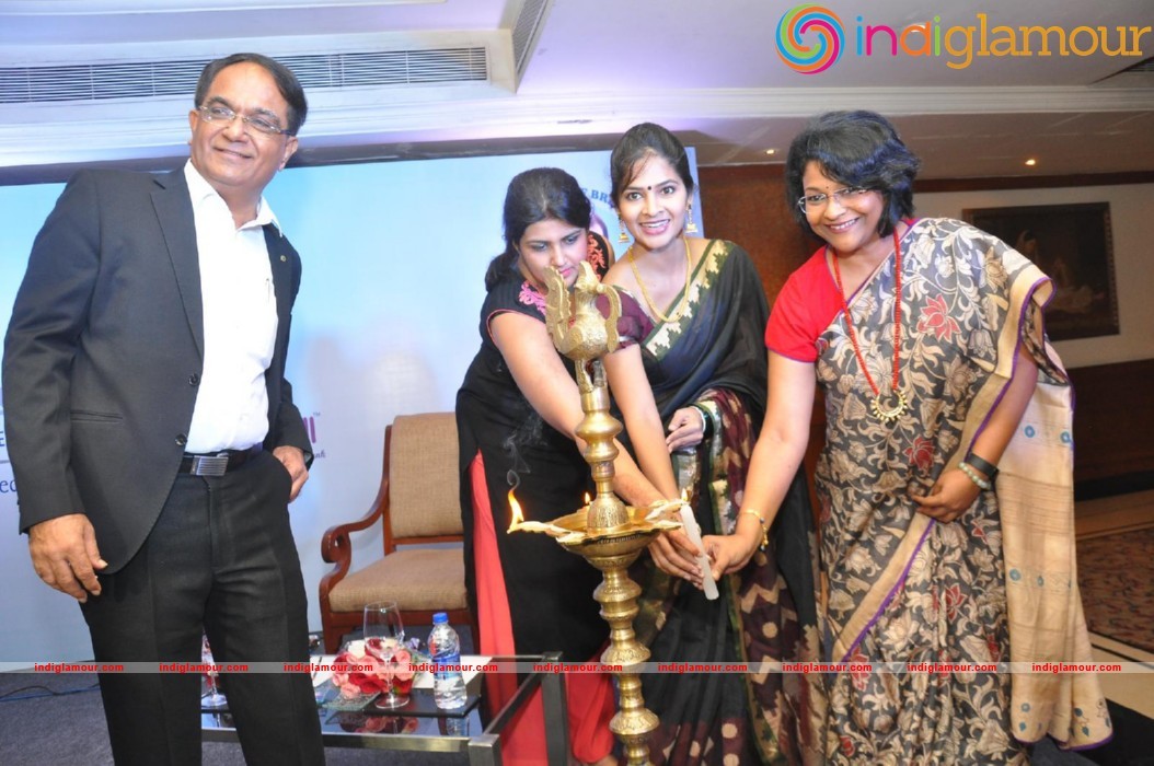 Swapna Madhuri In Mee Mee Celebrations Event hd photo