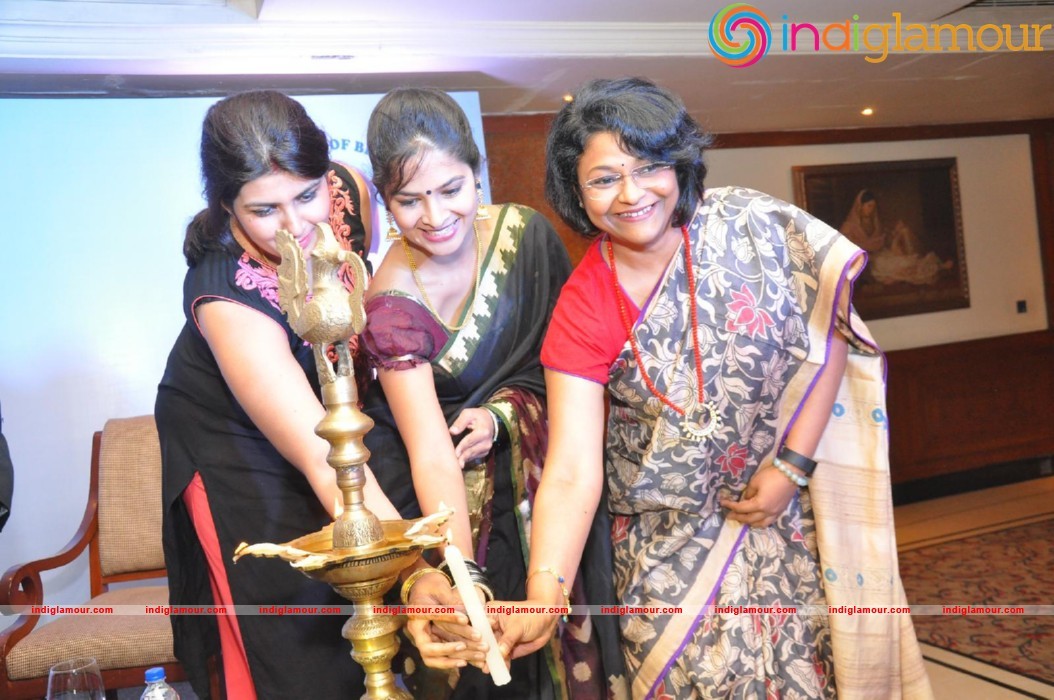 Swapna Madhuri In Mee Mee Celebrations Event hd photo