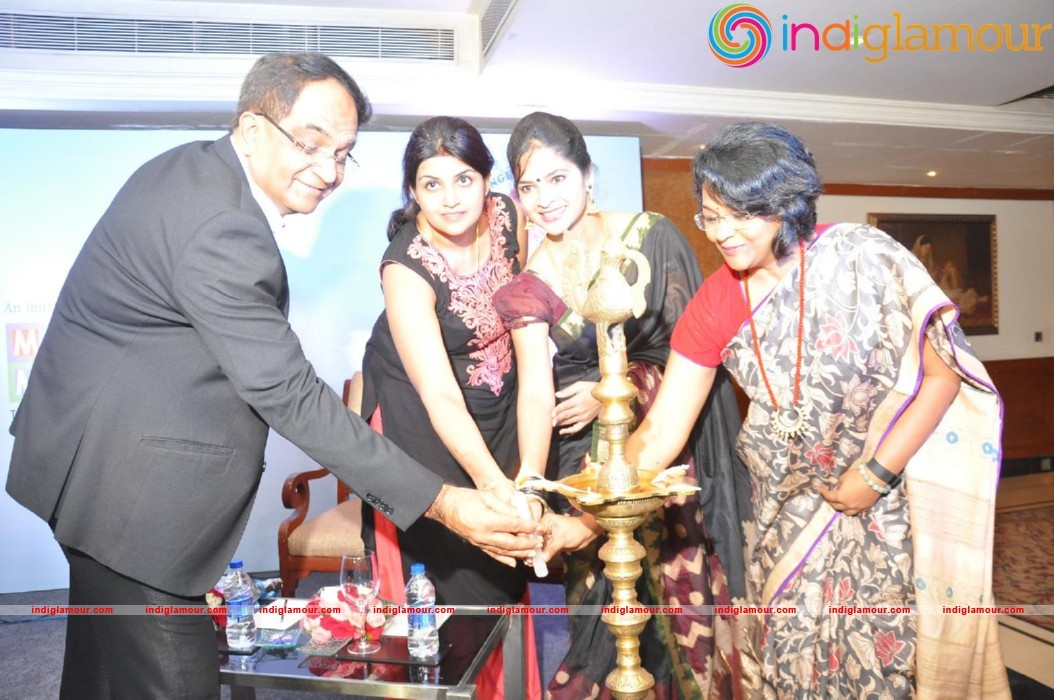 Swapna Madhuri In Mee Mee Celebrations Event hd photo