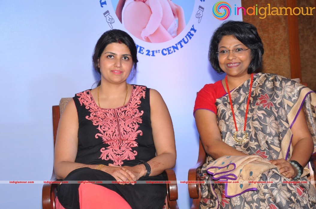 Swapna Madhuri In Mee Mee Celebrations Event hd photo
