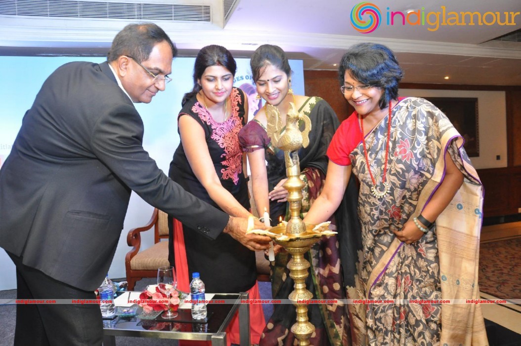 Swapna Madhuri In Mee Mee Celebrations Event hd photo