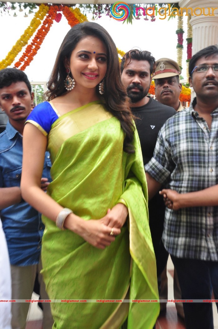 Rakul Preet Singh Inaugurates LPT Market Event hd photo