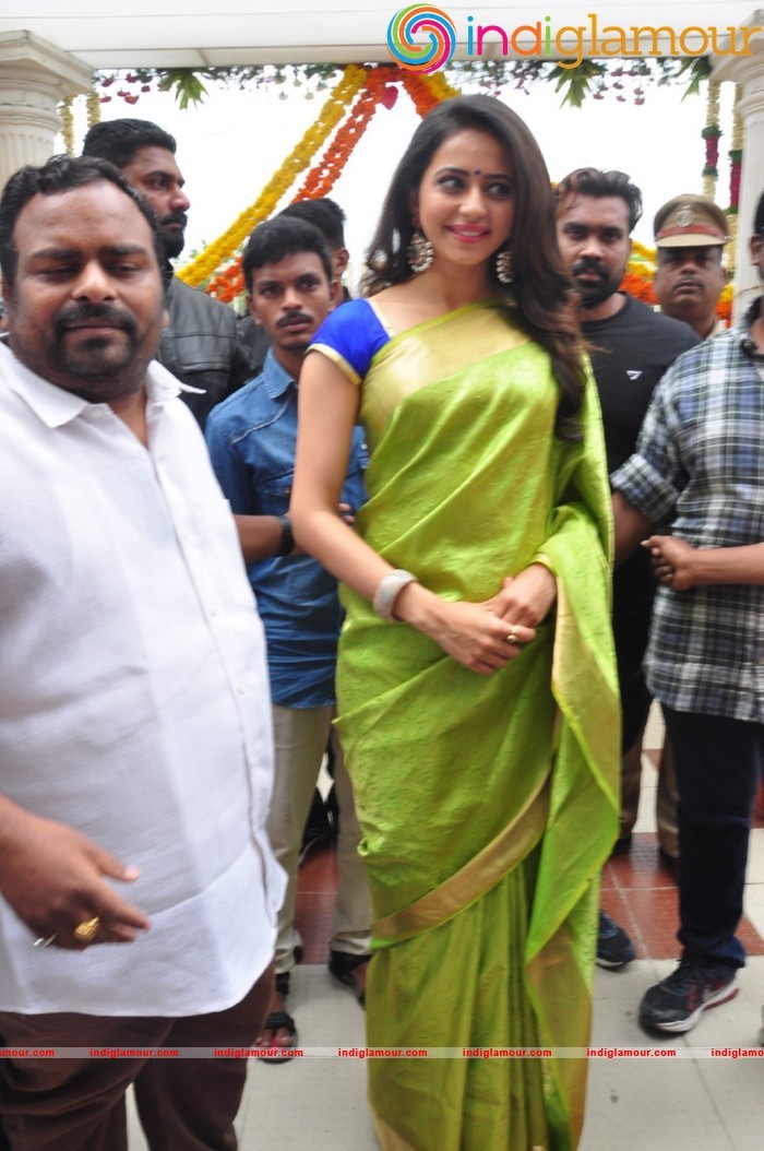 Rakul Preet Singh Inaugurates LPT Market Event hd photo