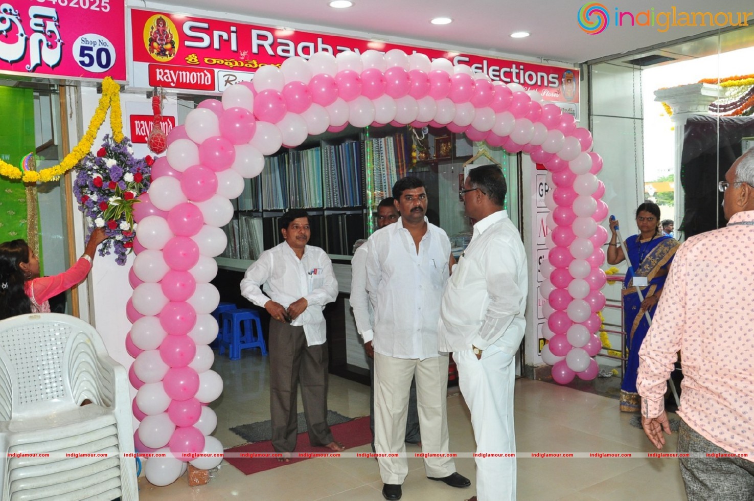 Rakul Preet Singh Inaugurates LPT Market Event hd photo