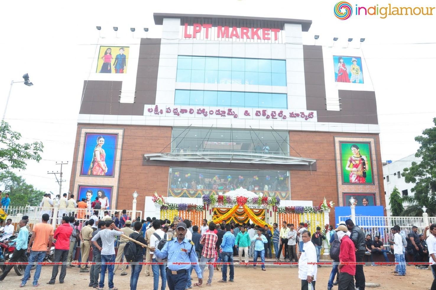 Rakul Preet Singh Inaugurates LPT Market Event hd photo