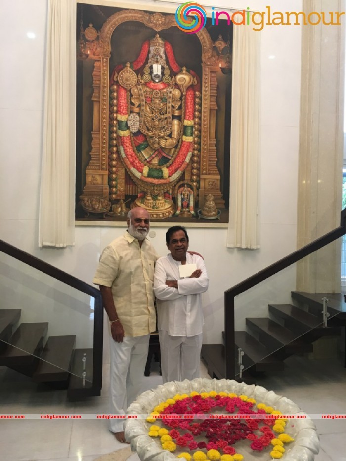 Brahmanandam Felicitates Artist BKS Varma Event hd photo