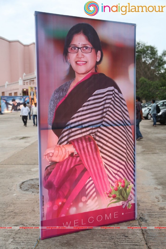 Aatadukundam Raa Movie Audio Launch Event hd photo