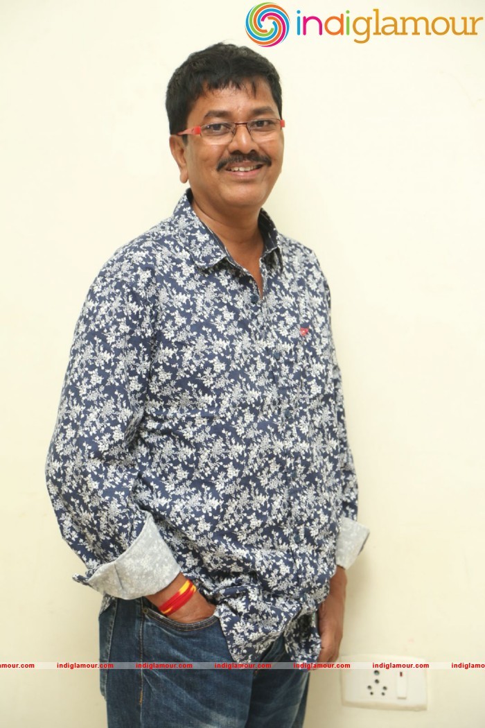 Aatadukundam Raa Movie Audio Launch Event hd photo