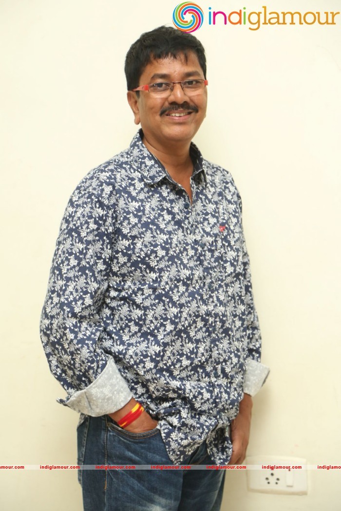 Aatadukundam Raa Movie Audio Launch Event hd photo