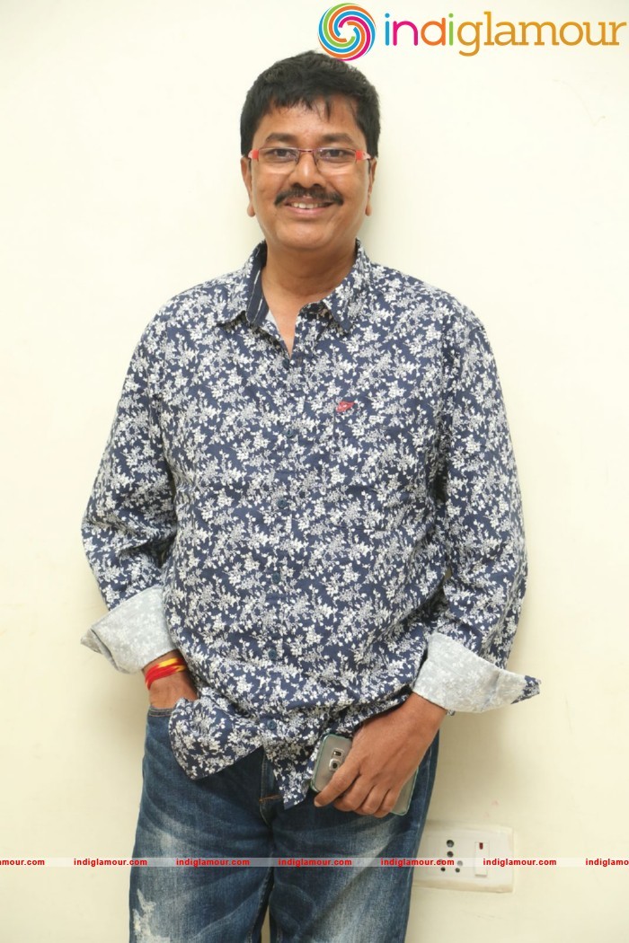 Aatadukundam Raa Movie Audio Launch Event hd photo