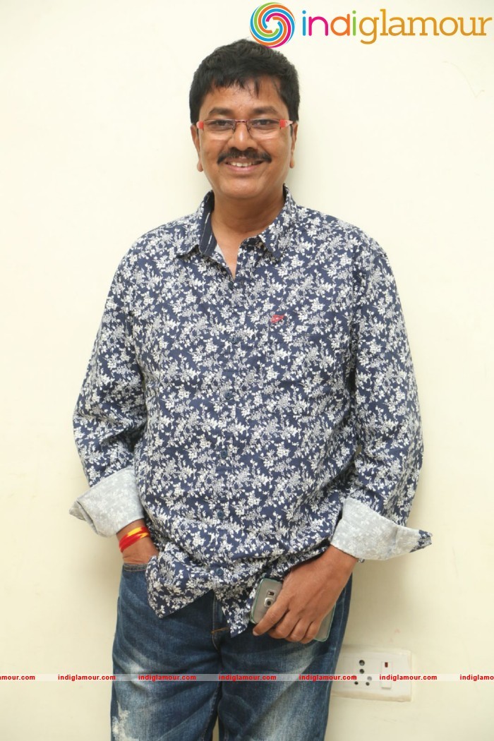 Aatadukundam Raa Movie Audio Launch Event hd photo