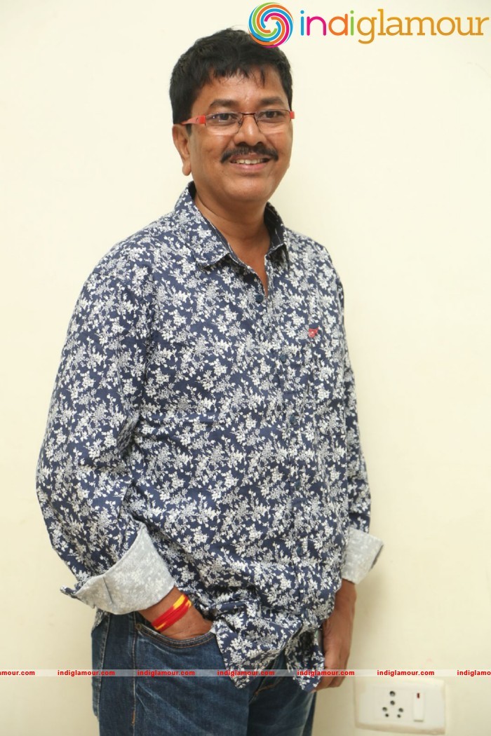 Aatadukundam Raa Movie Audio Launch Event hd photo