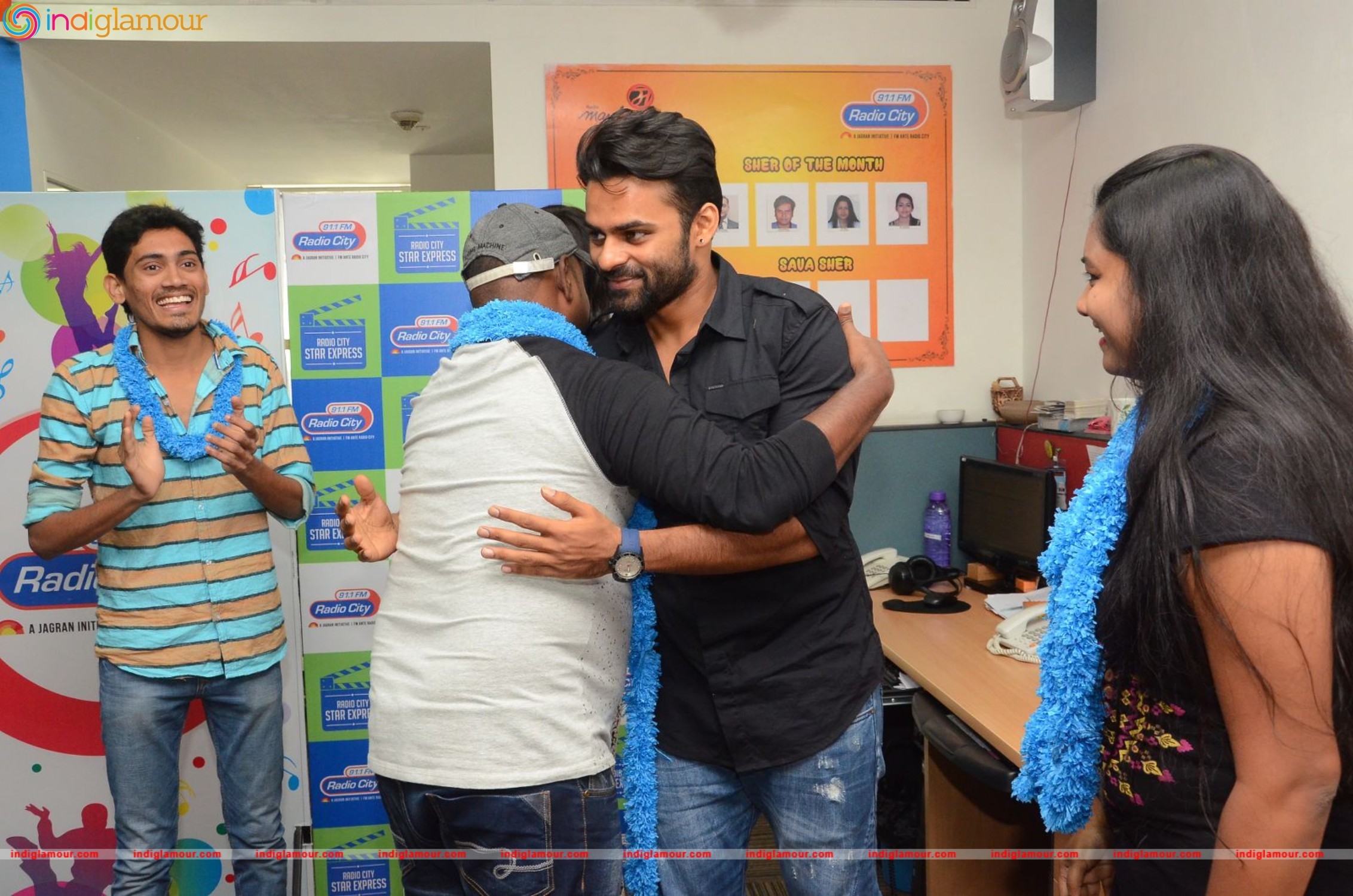 Thikka Team at Radio City Event hd photo