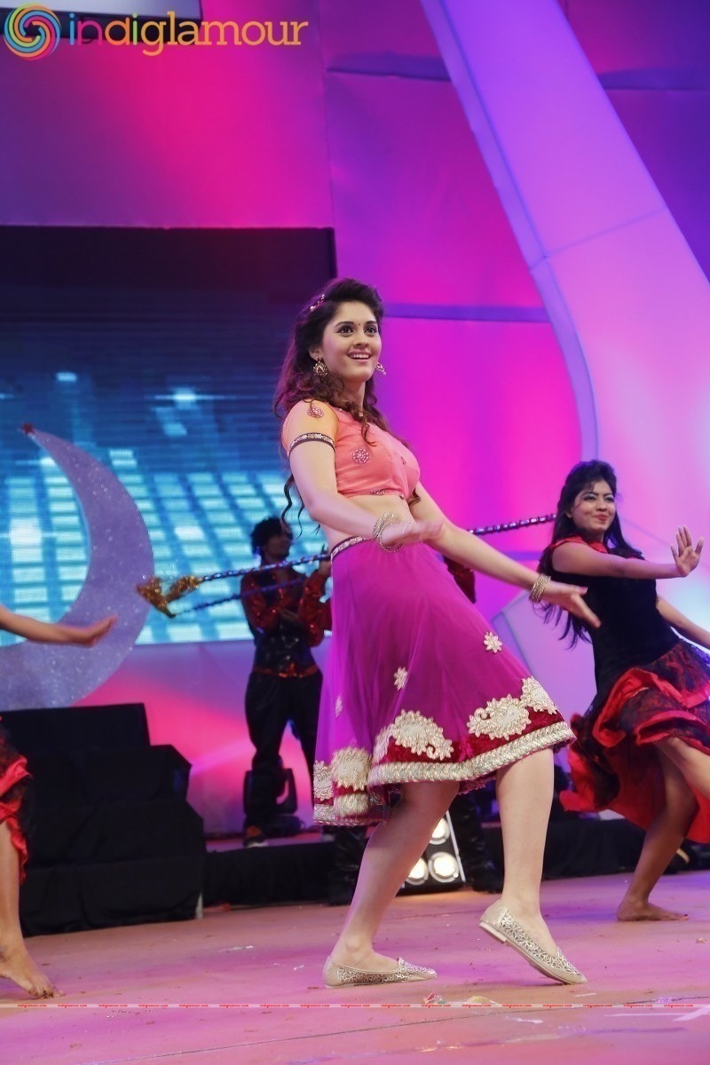 Santosham South India Film Awards 2016 Event hd photo