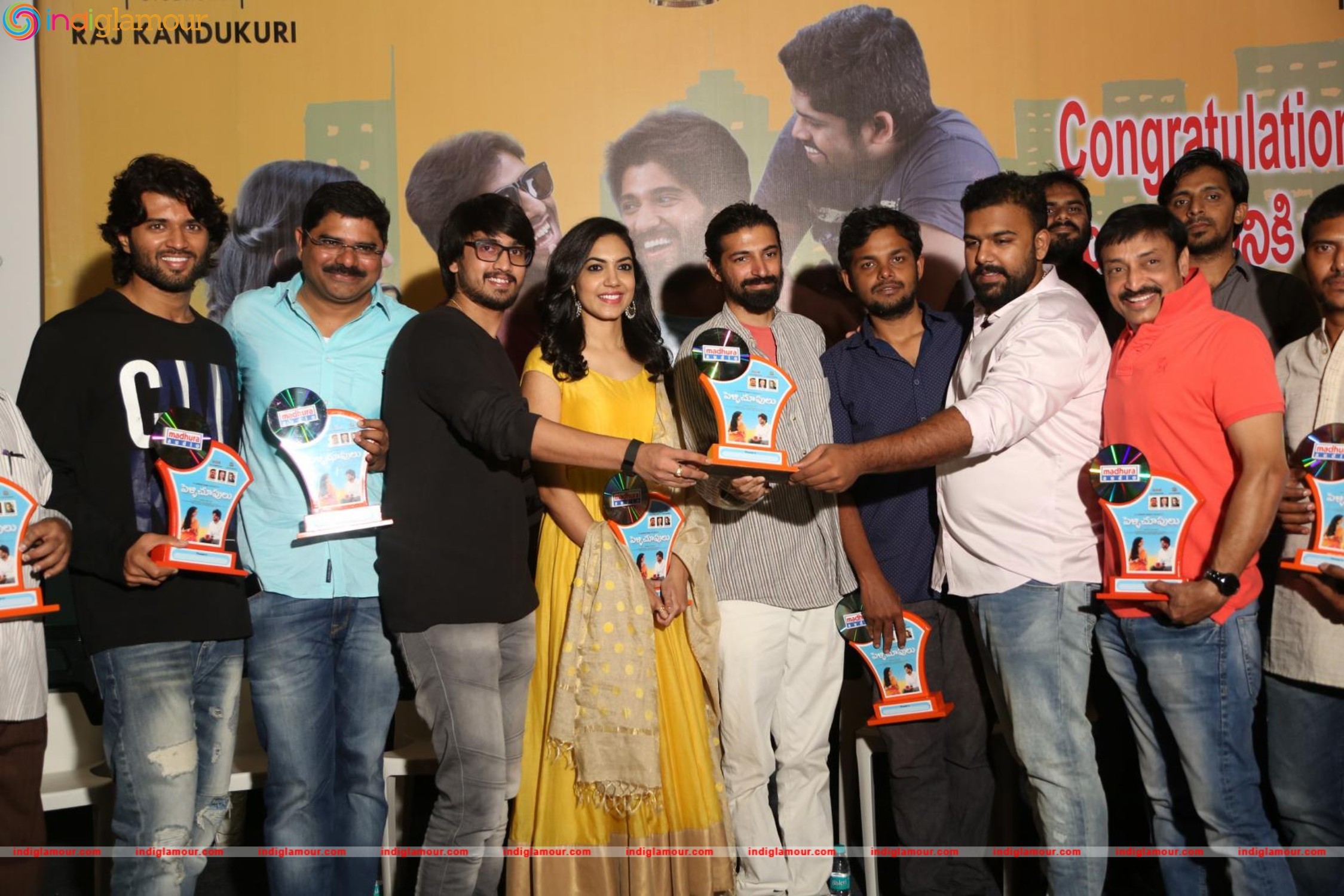 Pelli Chupulu Success Meet Photos Event hd photo