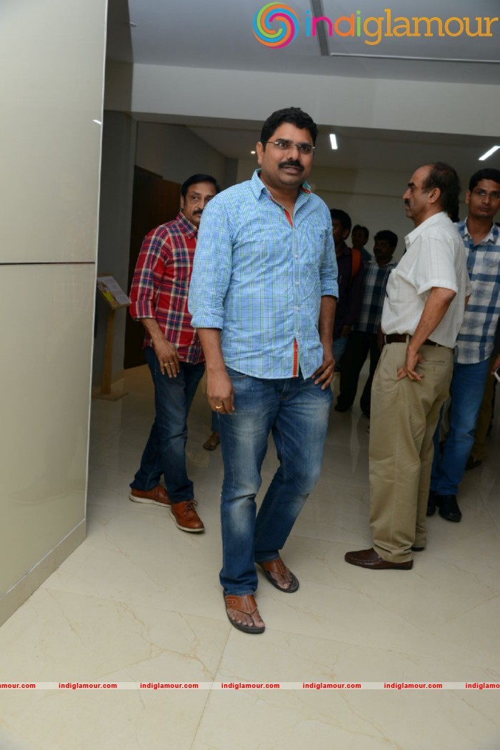 KTR Watching Pellichupulu Special Show Photos Event hd photo