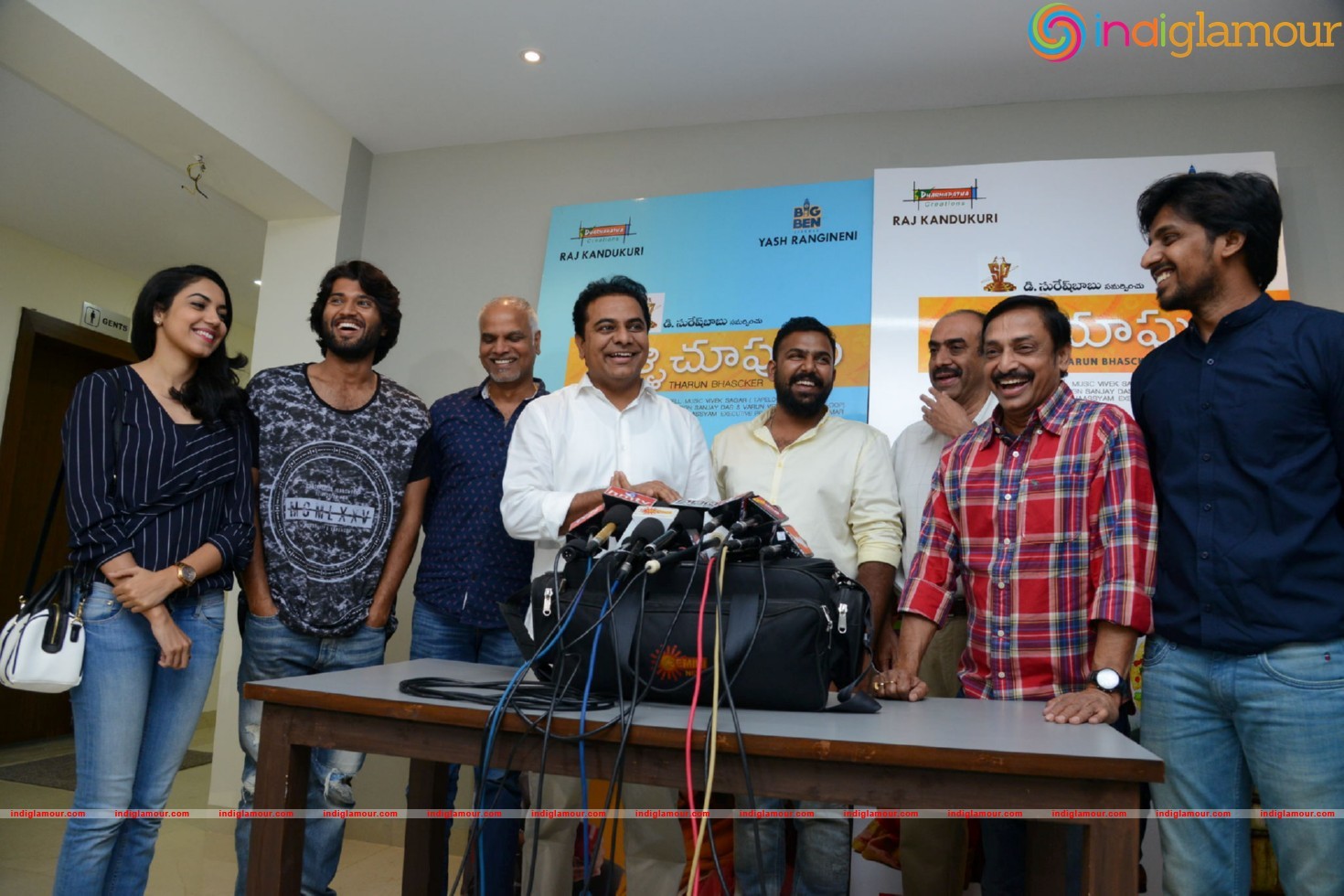 KTR Watching Pellichupulu Special Show Photos Event hd photo