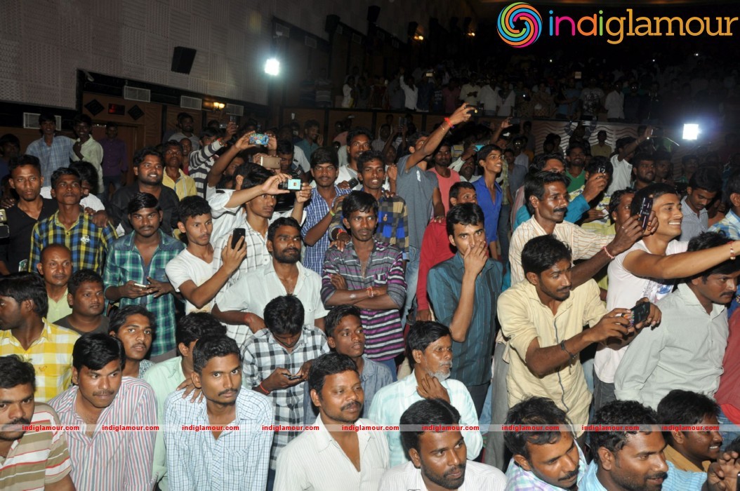 Chuttalabbai Team At Bramarambha Theator Event hd photo