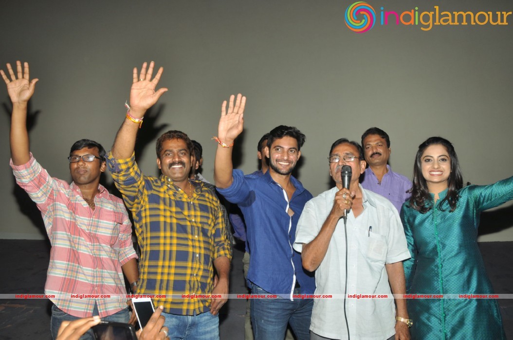 Chuttalabbai Team At Prasant Theator Event hd photo