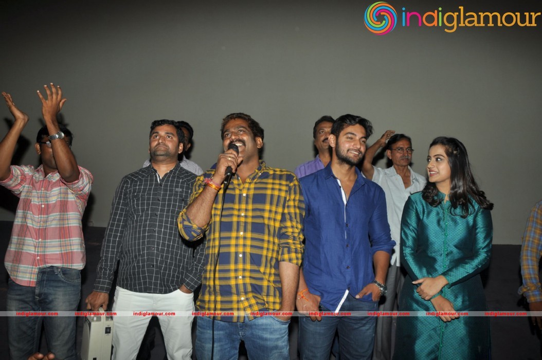 Chuttalabbai Team At Prasant Theator Event hd photo