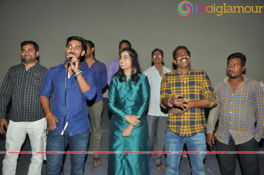 Chuttalabbai Team At Prasant Theator Event hd photo