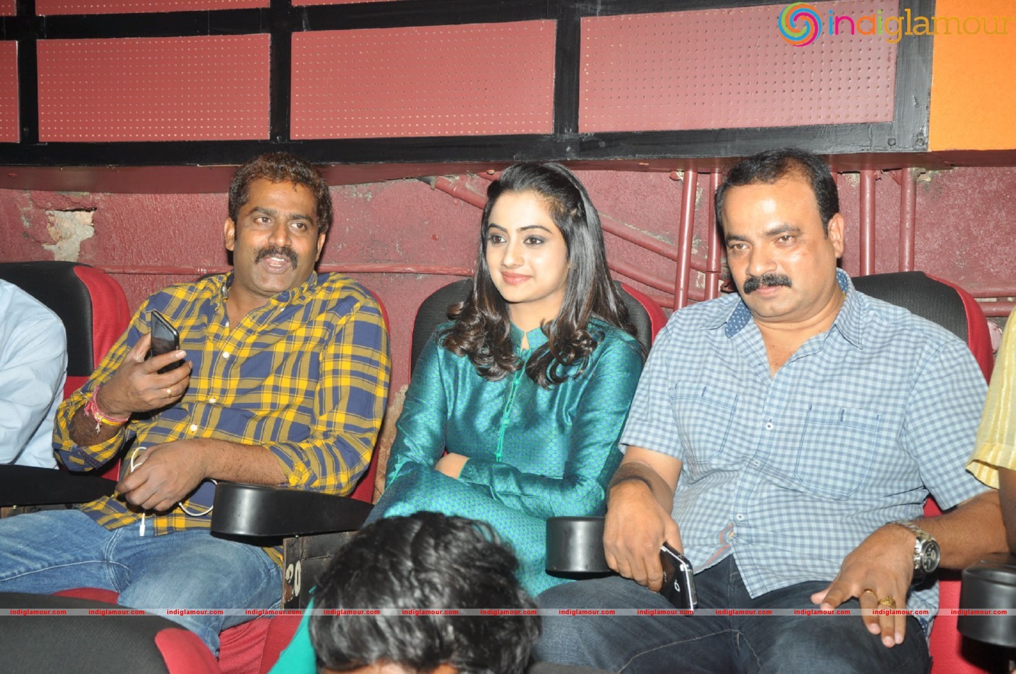 Chuttalabbai Team @ Sri Mayuri Theator Event hd photo