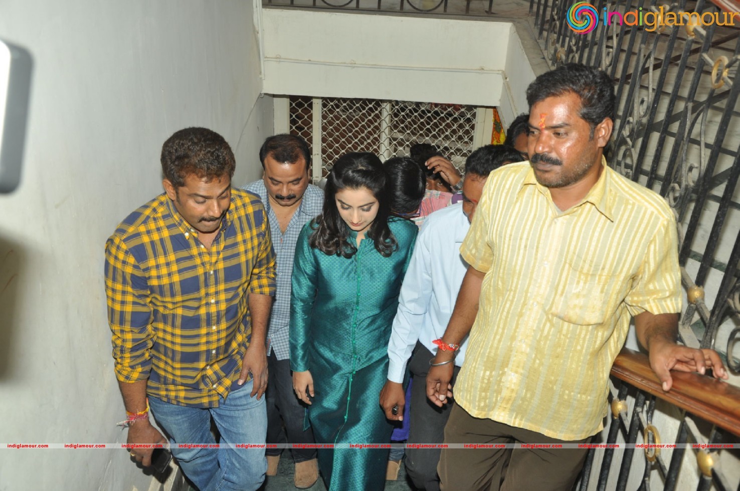 Chuttalabbai Team @ Sri Mayuri Theator Event hd photo
