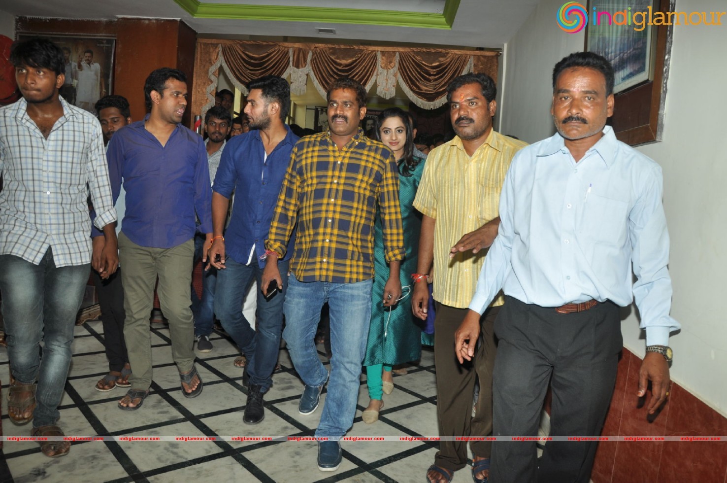 Chuttalabbai Team @ Sri Mayuri Theator Event hd photo