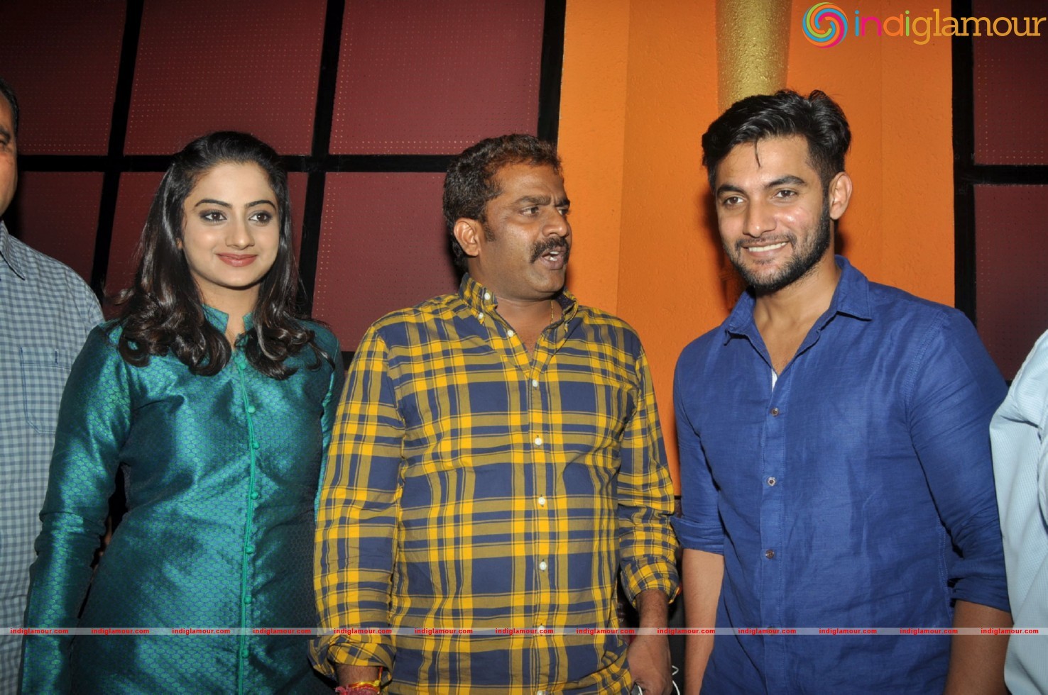 Chuttalabbai Team @ Sri Mayuri Theator Event hd photo